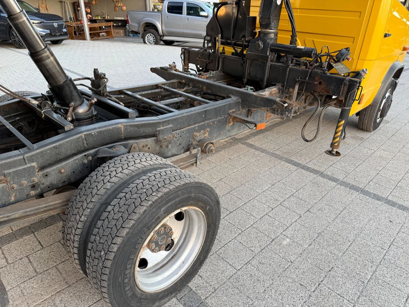 Mercedes-Benz Vario 815d Самосвал + кран Hiab 035-2 3.70м. - изображение 9