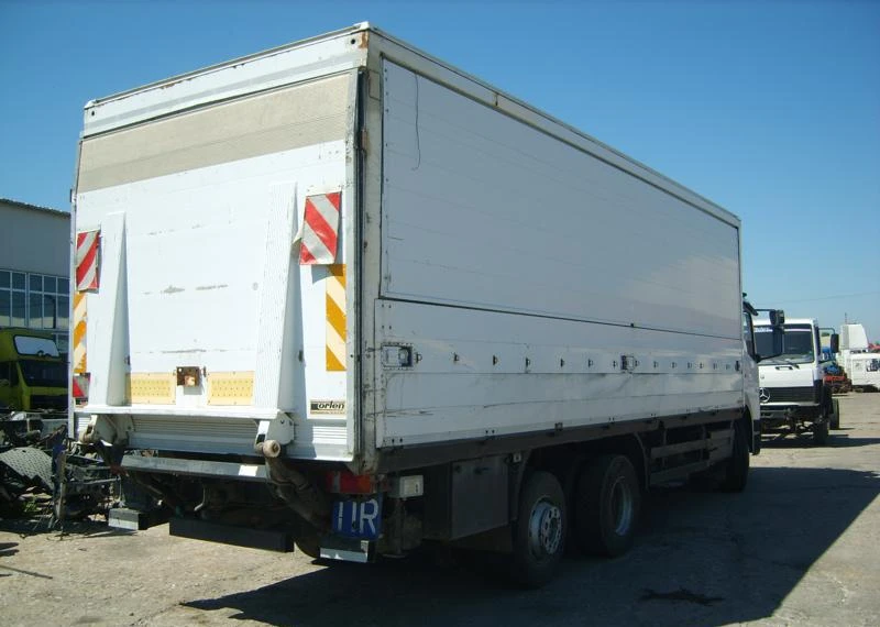 Mercedes-Benz Atego 12181528 1523 1828, снимка 15 - Камиони - 3660755