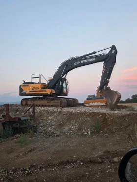 Багер Hyundai 300, снимка 1