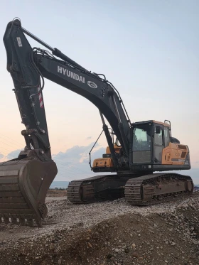 Багер Hyundai 300, снимка 2
