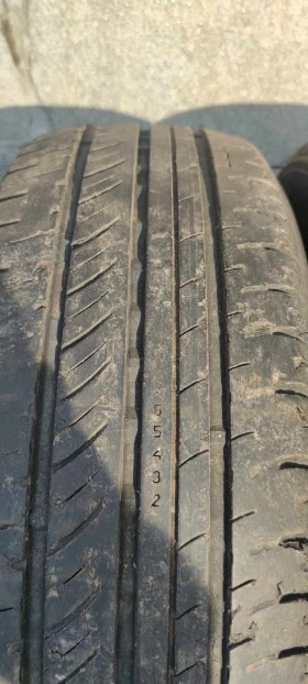 Гуми Летни 215/60R17, снимка 5 - Гуми и джанти - 47384916