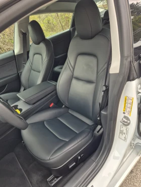 Tesla Model 3 Long Range/Dual Motor/21г, снимка 10