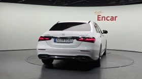 Mercedes-Benz E 220 4MATIC/AMG/BURMESTER/AMBIENT LIGHT/ПОДГРЕВИ, снимка 4