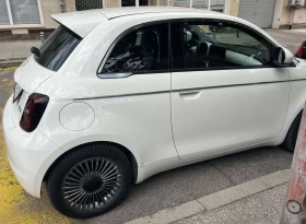 Fiat 500e Голяма батерия 42 kWh в гарация, обслужена, снимка 4