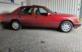 Mercedes-Benz 124 260E, снимка 8
