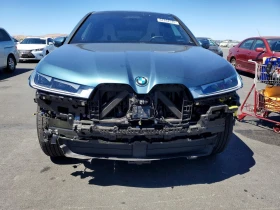 ������ BMW iX