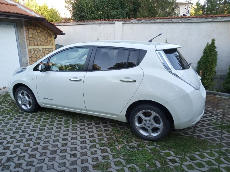 Nissan Leaf , снимка 7 - Автомобили и джипове - 47639956