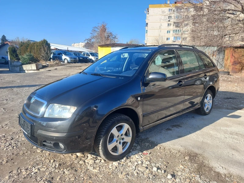 Skoda Fabia 1.2 бензин фейс верига , снимка 1 - Автомобили и джипове - 49331641