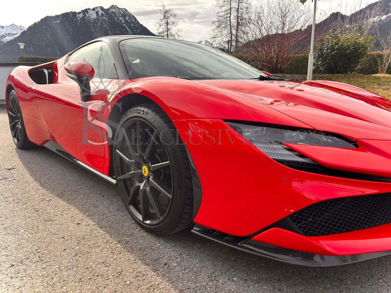 Ferrari SF 90 STRADALE* CARBON* KERAMIK* , снимка 2 - Автомобили и джипове - 51352800