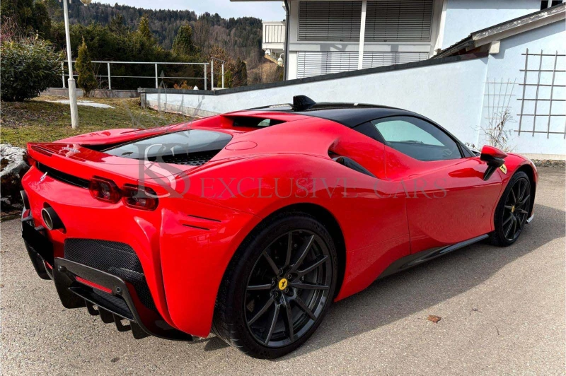 Ferrari SF 90 STRADALE* CARBON* KERAMIK* , снимка 4 - Автомобили и джипове - 51352800