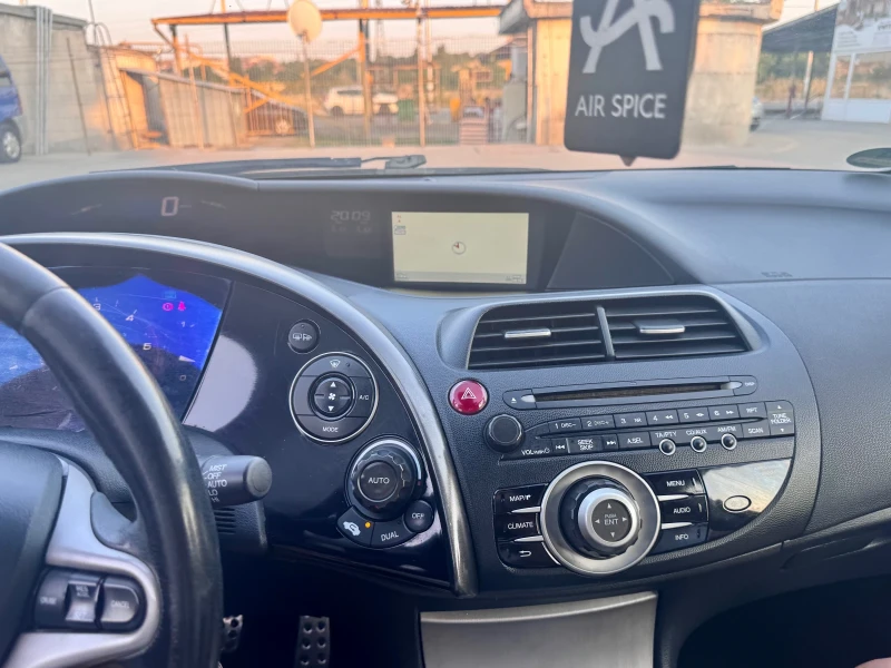 Honda Civic, снимка 10 - Автомобили и джипове - 52665569