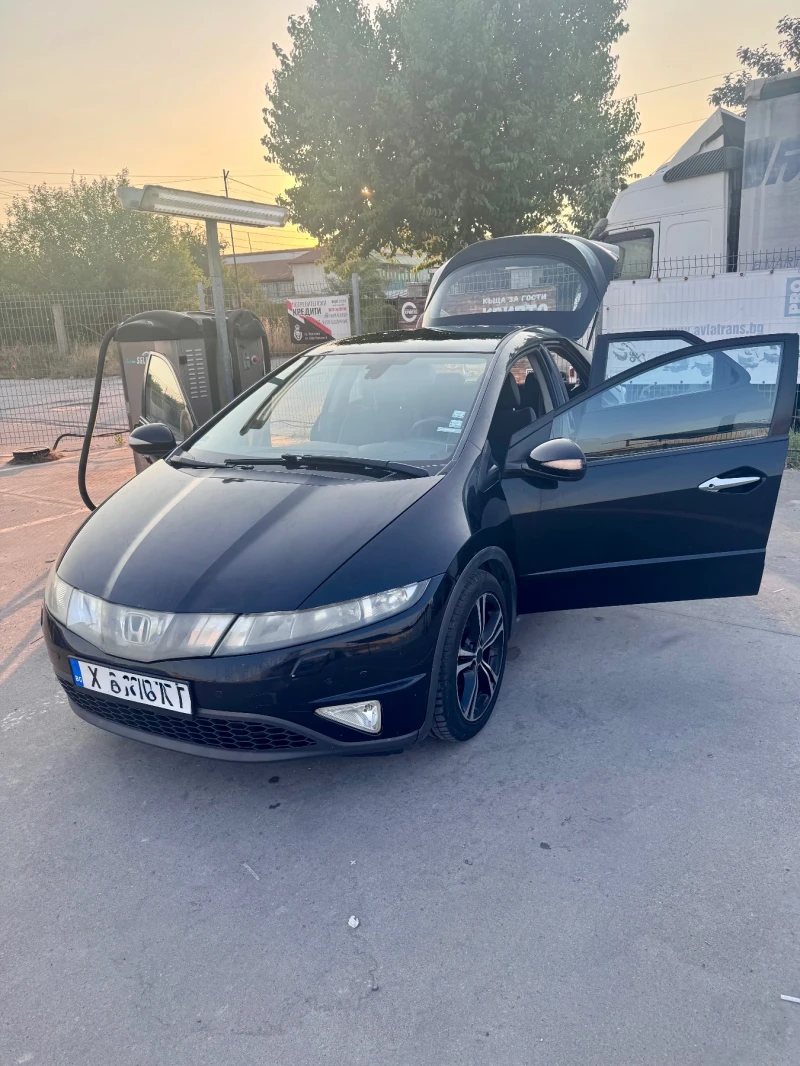 Honda Civic, снимка 2 - Автомобили и джипове - 52665569