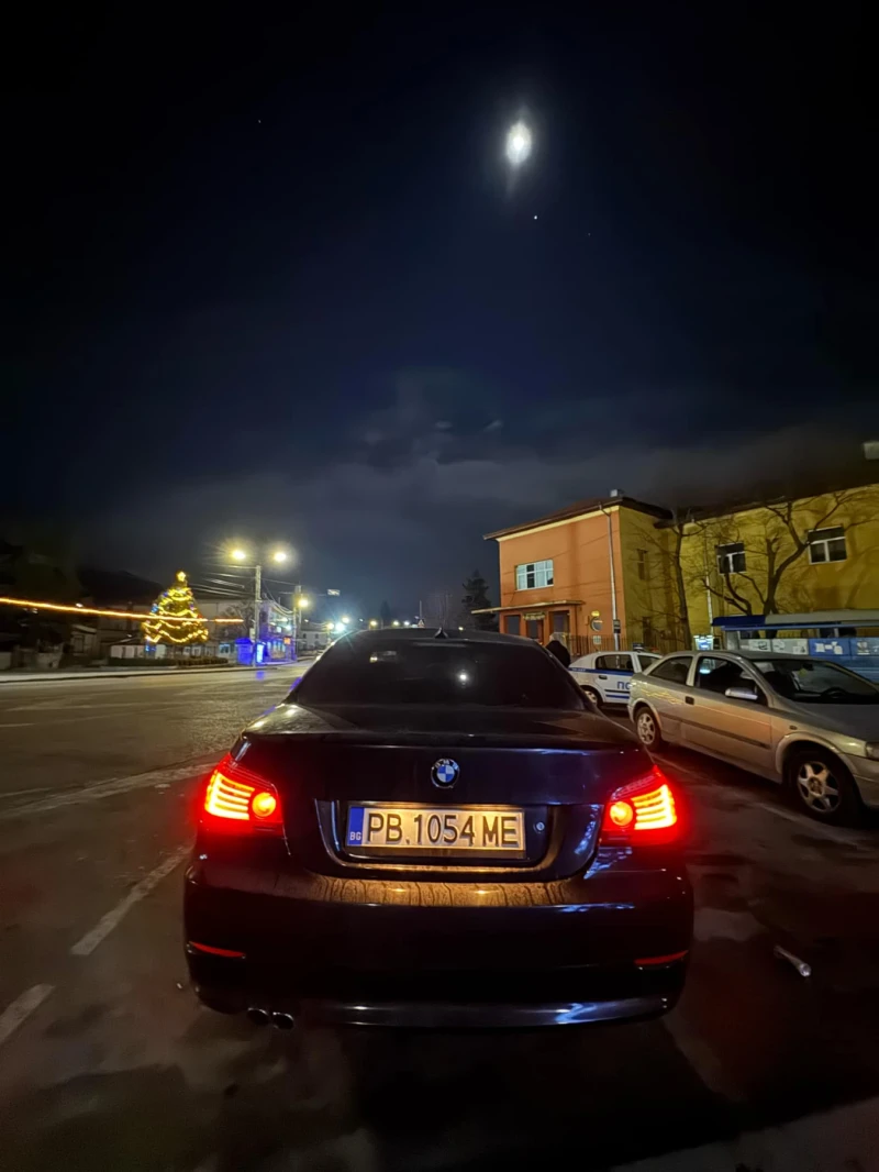 BMW 530, снимка 17 - Автомобили и джипове - 52090608