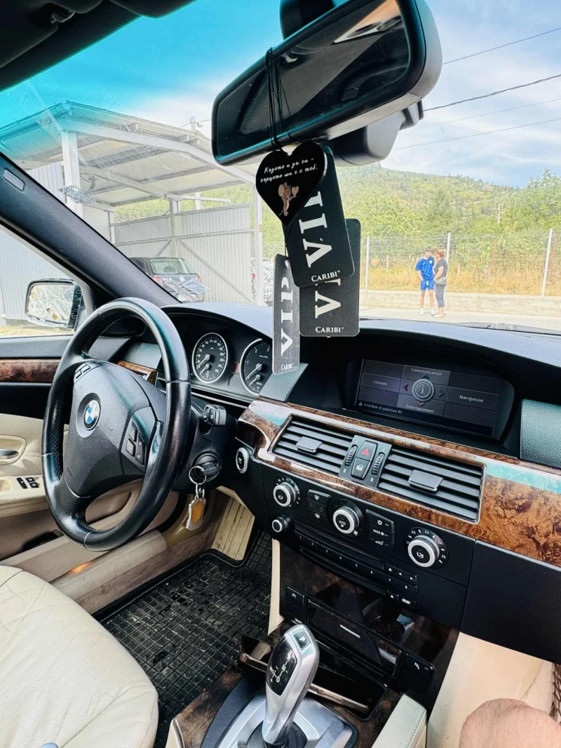 BMW 530, снимка 8 - Автомобили и джипове - 52090608