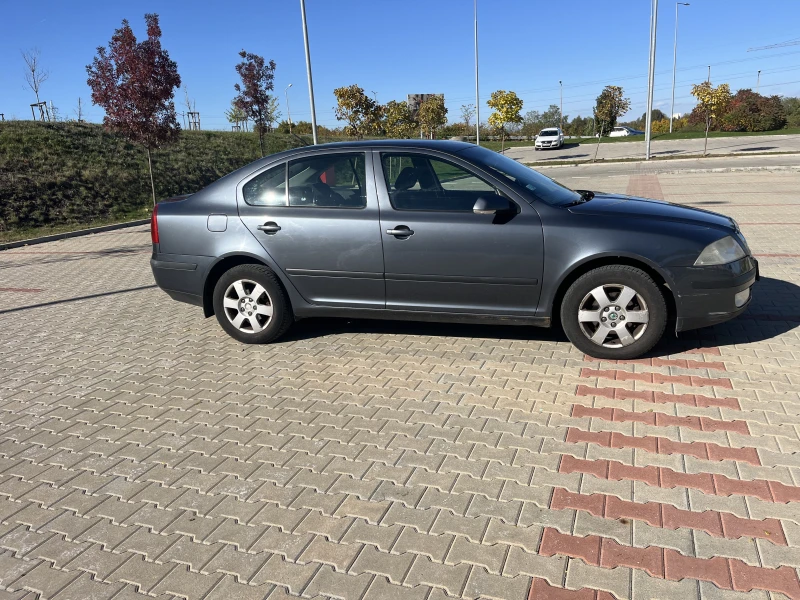 Skoda Octavia, снимка 2 - Автомобили и джипове - 52588275