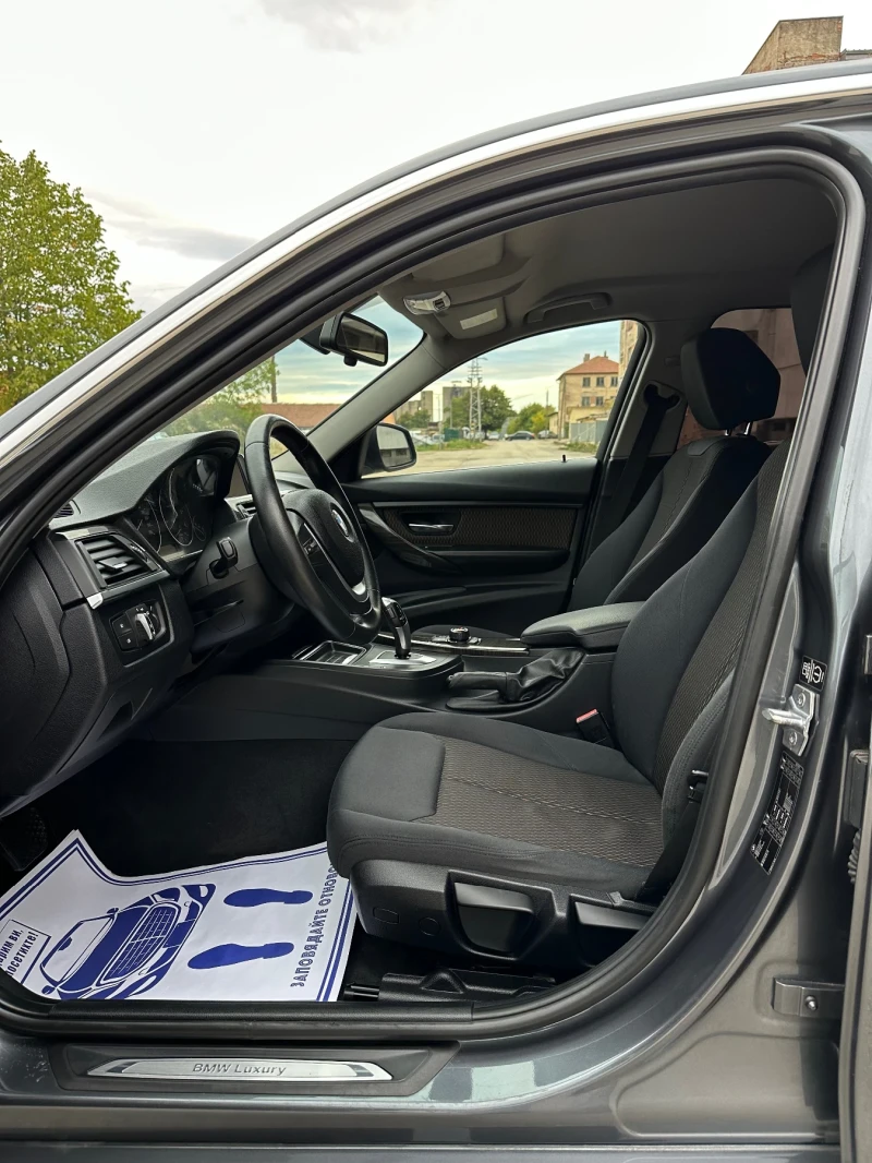 BMW 320 Luxury / Italy , снимка 8 - Автомобили и джипове - 52448223