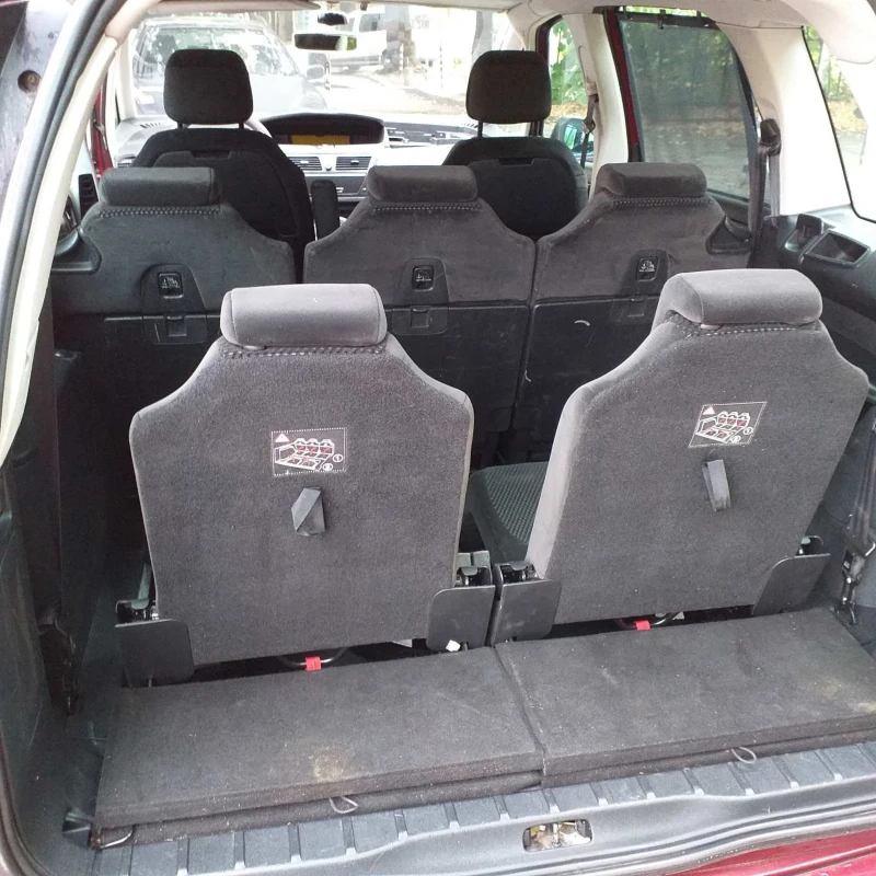 Citroen Grand C4 Picasso 1.8GAZ, снимка 7 - Автомобили и джипове - 52037266