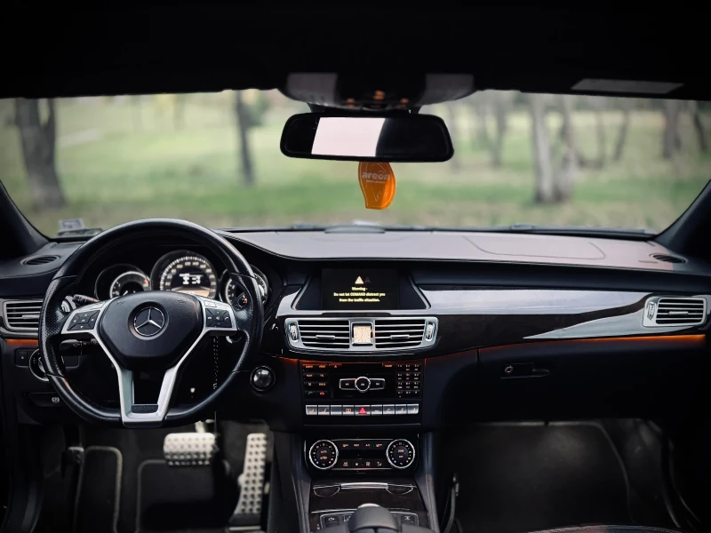 Mercedes-Benz CLS 500, снимка 6 - Автомобили и джипове - 52530383