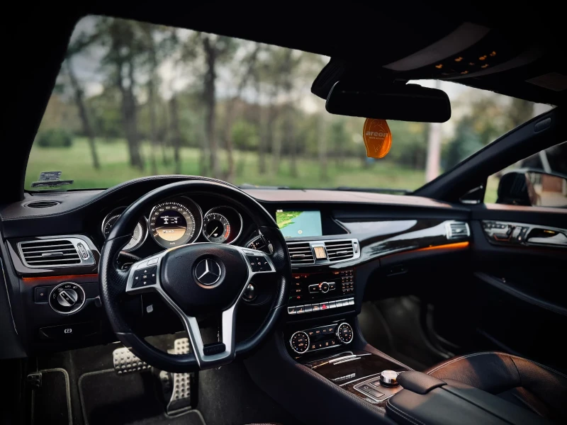 Mercedes-Benz CLS 500, снимка 7 - Автомобили и джипове - 52530383