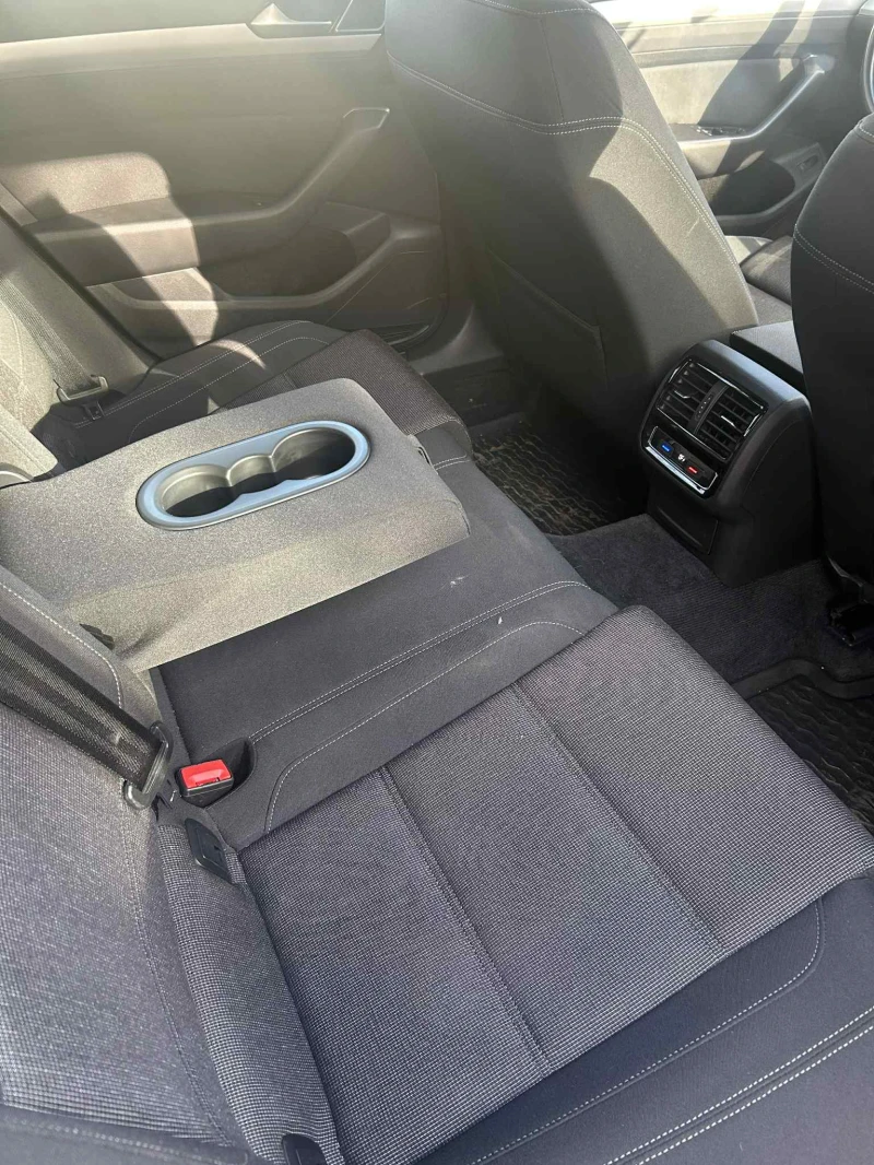 VW Passat B8, снимка 9 - Автомобили и джипове - 53102410