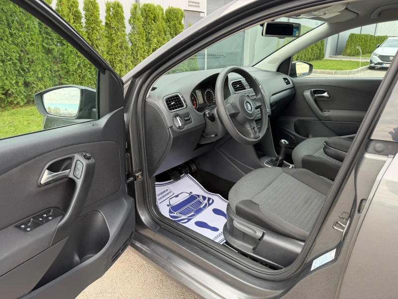 VW Polo 1.4i 86k.c* Климатроник* Подгрев* ЛИЗИНГ* , снимка 9 - Автомобили и джипове - 52613626