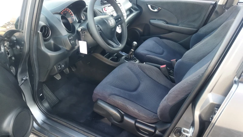 Honda Jazz 1.4i facelift Швейцария, снимка 10 - Автомобили и джипове - 52857710