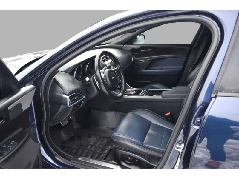 Jaguar XE * 20d R Sport AWD Diesel * CARFAX * ЦЕНА ДО БГ, снимка 12 - Автомобили и джипове - 53529022