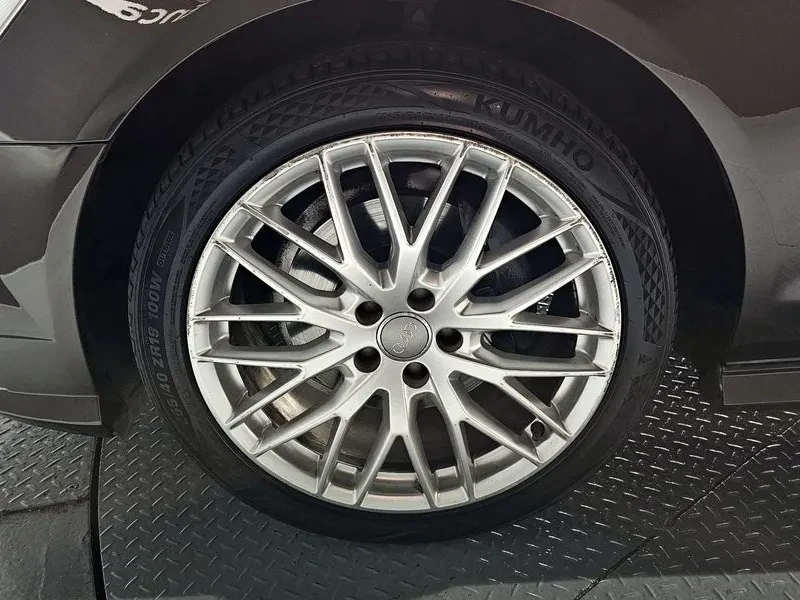 Audi A6 2.0 TDI Quattro, снимка 5 - Автомобили и джипове - 54561236