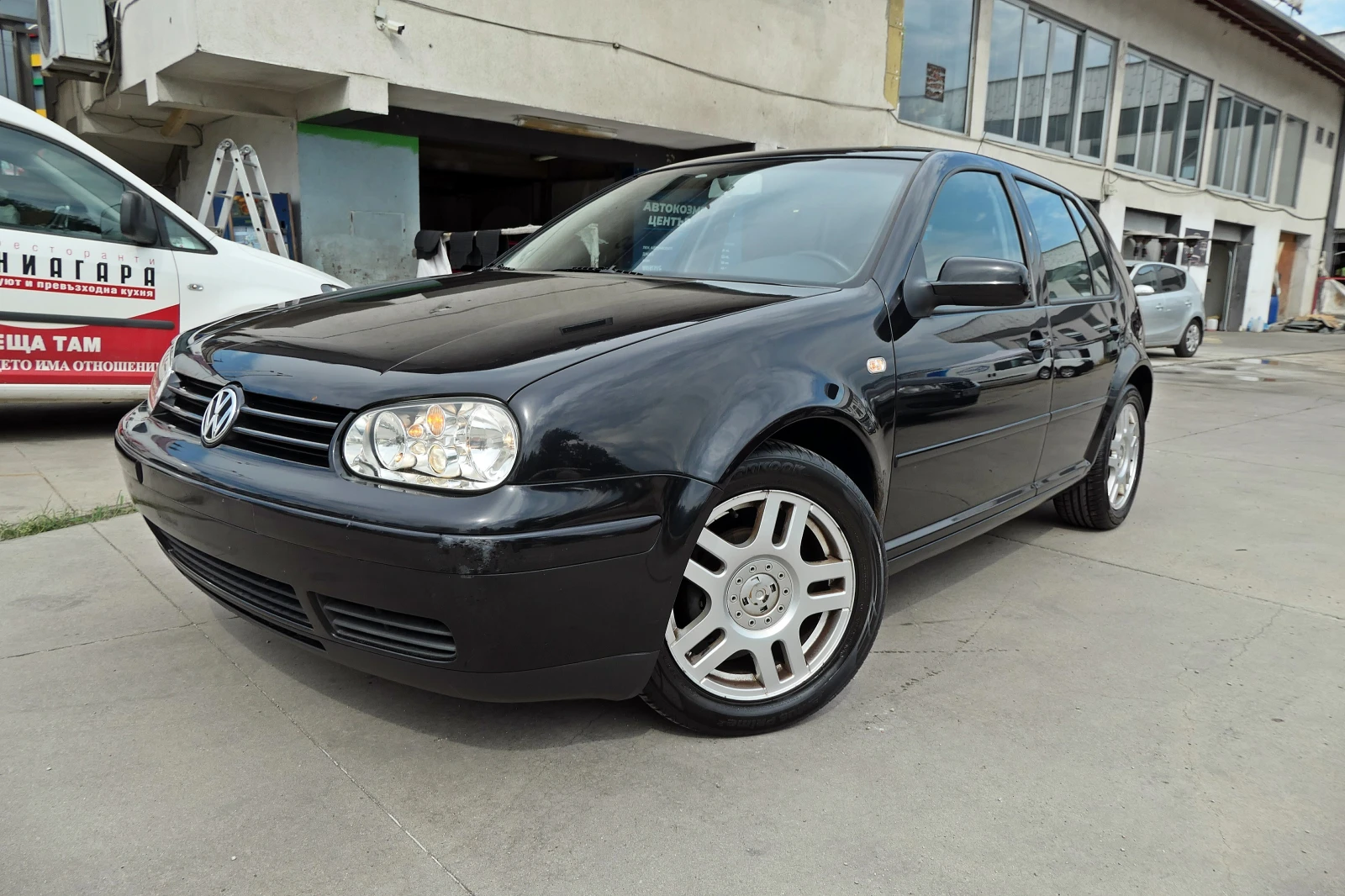 VW Golf 1.6i 105кс HIGHLINE EUR-4КЛИМАТРОНИК CD CHANGER  - [1] 