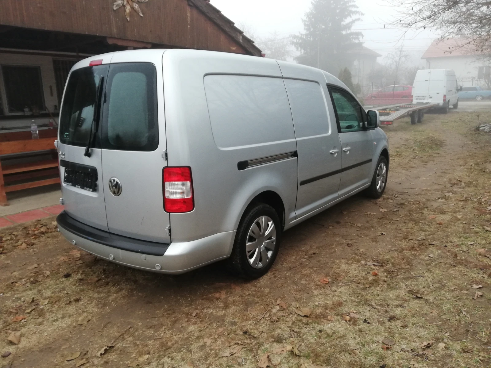 VW Caddy MAXI DSG КЛИМАТИК  - изображение 5