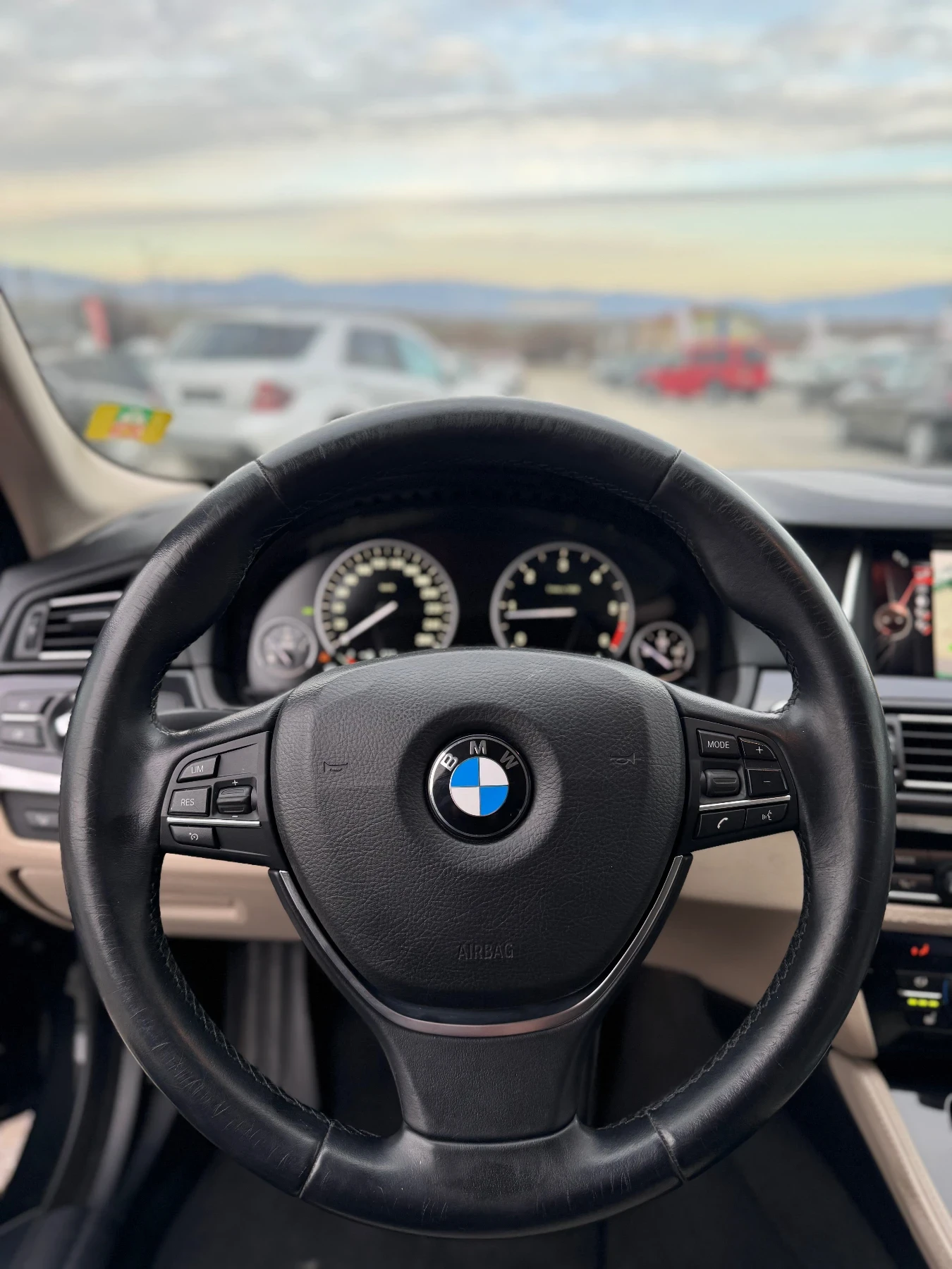 BMW 520 XD head-up | Mobile.bg   12