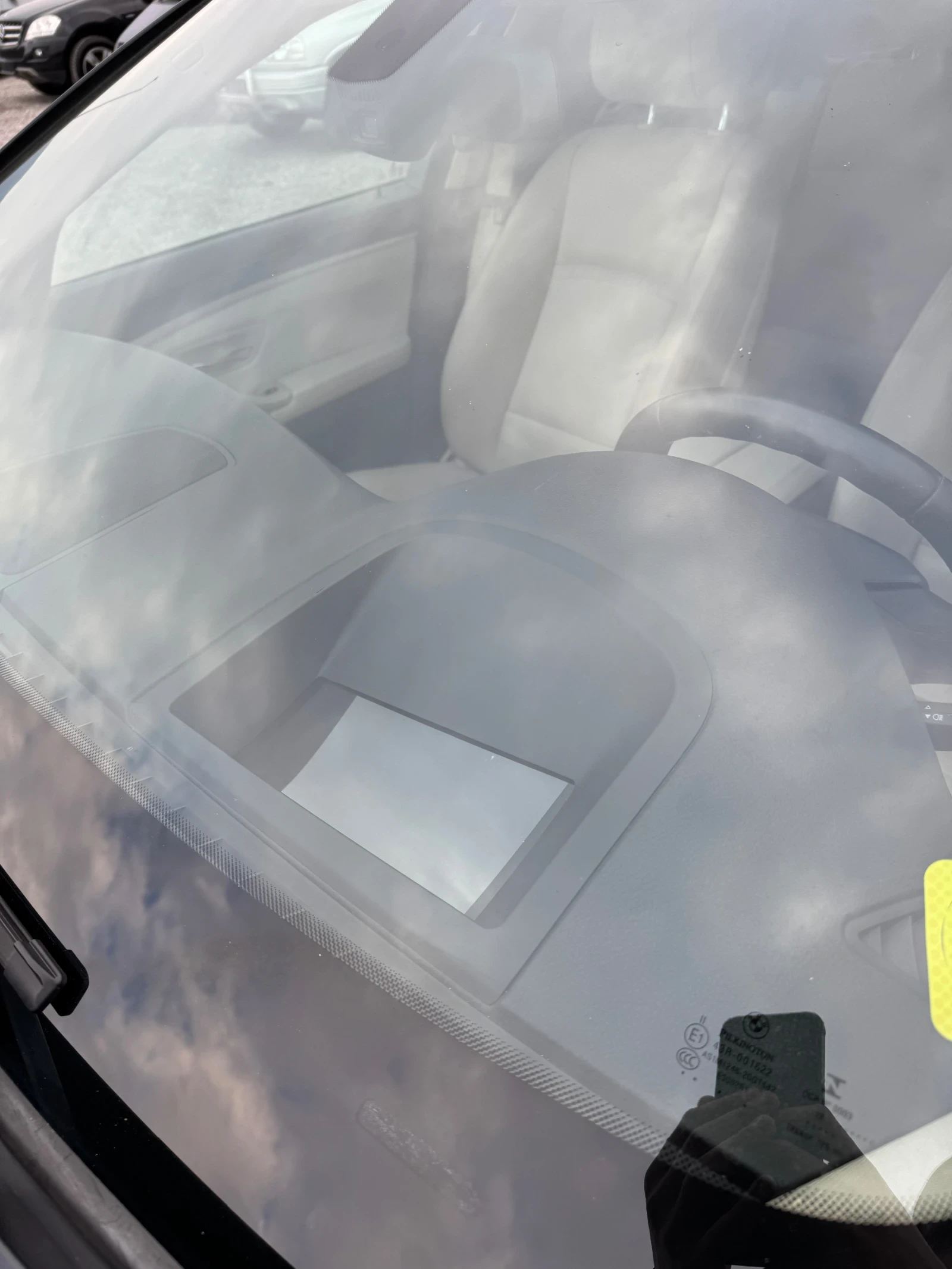 BMW 520 XD head-up | Mobile.bg   15