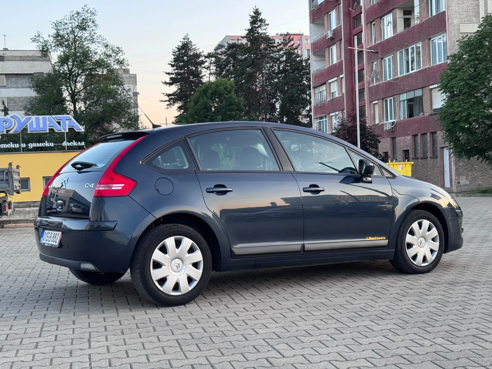 Citroen C4 1.4/89kc/FACELIFT/73000KM - изображение 4