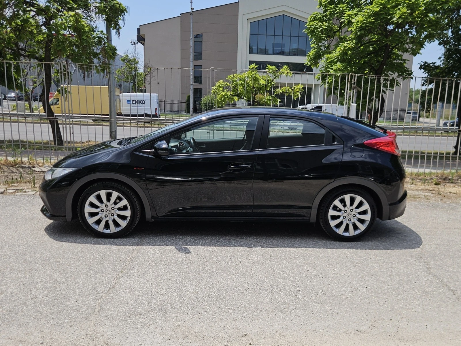 Honda Civic 1.8i-VTEC - изображение 7