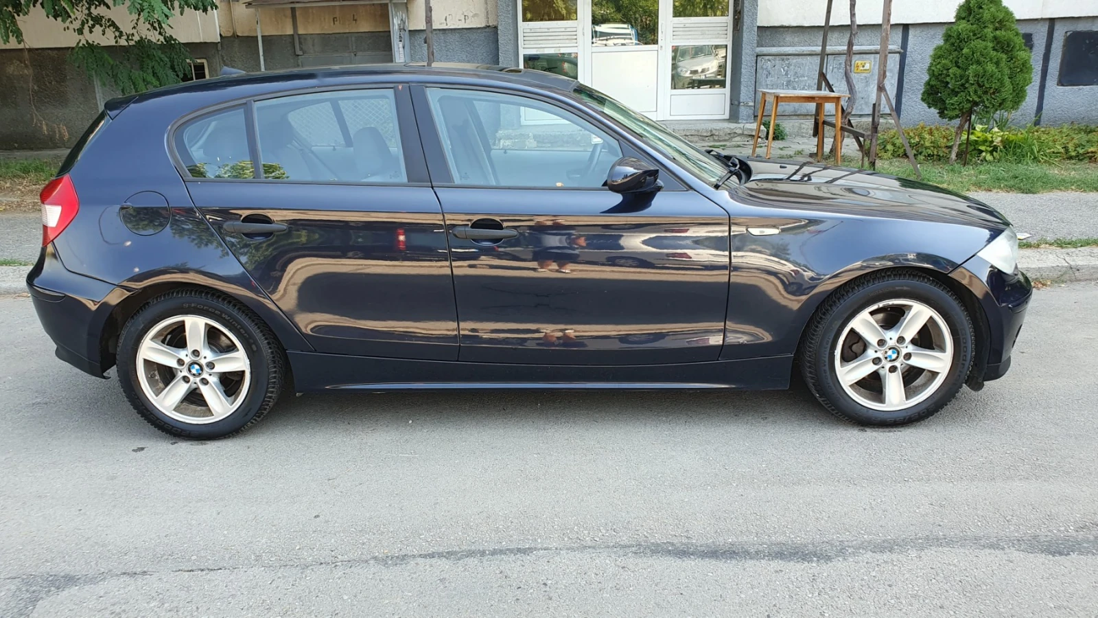 BMW 118 2.0D 122кс 6ск - изображение 7