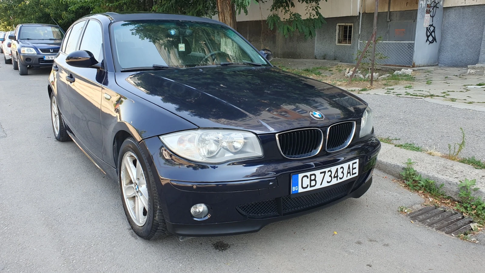 BMW 118 2.0D 122кс 6ск - изображение 9