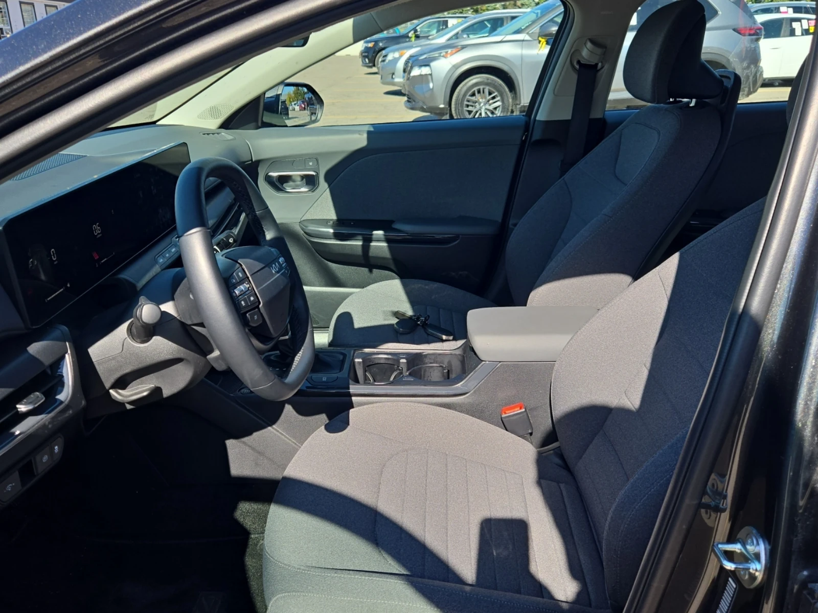 Kia K4 * CARFAX *    | Mobile.bg   5