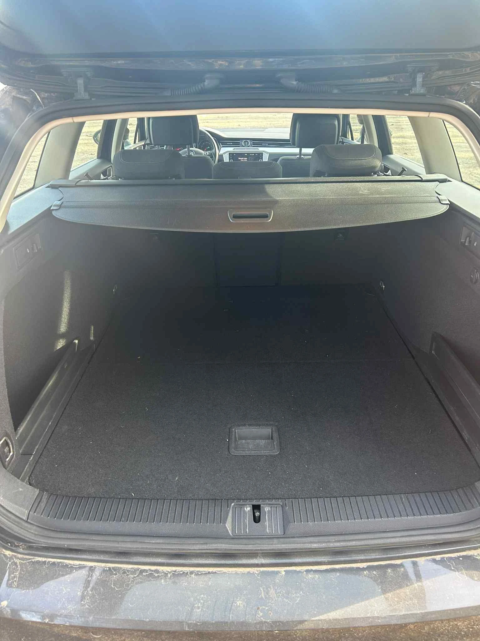 VW Passat B8 - изображение 10