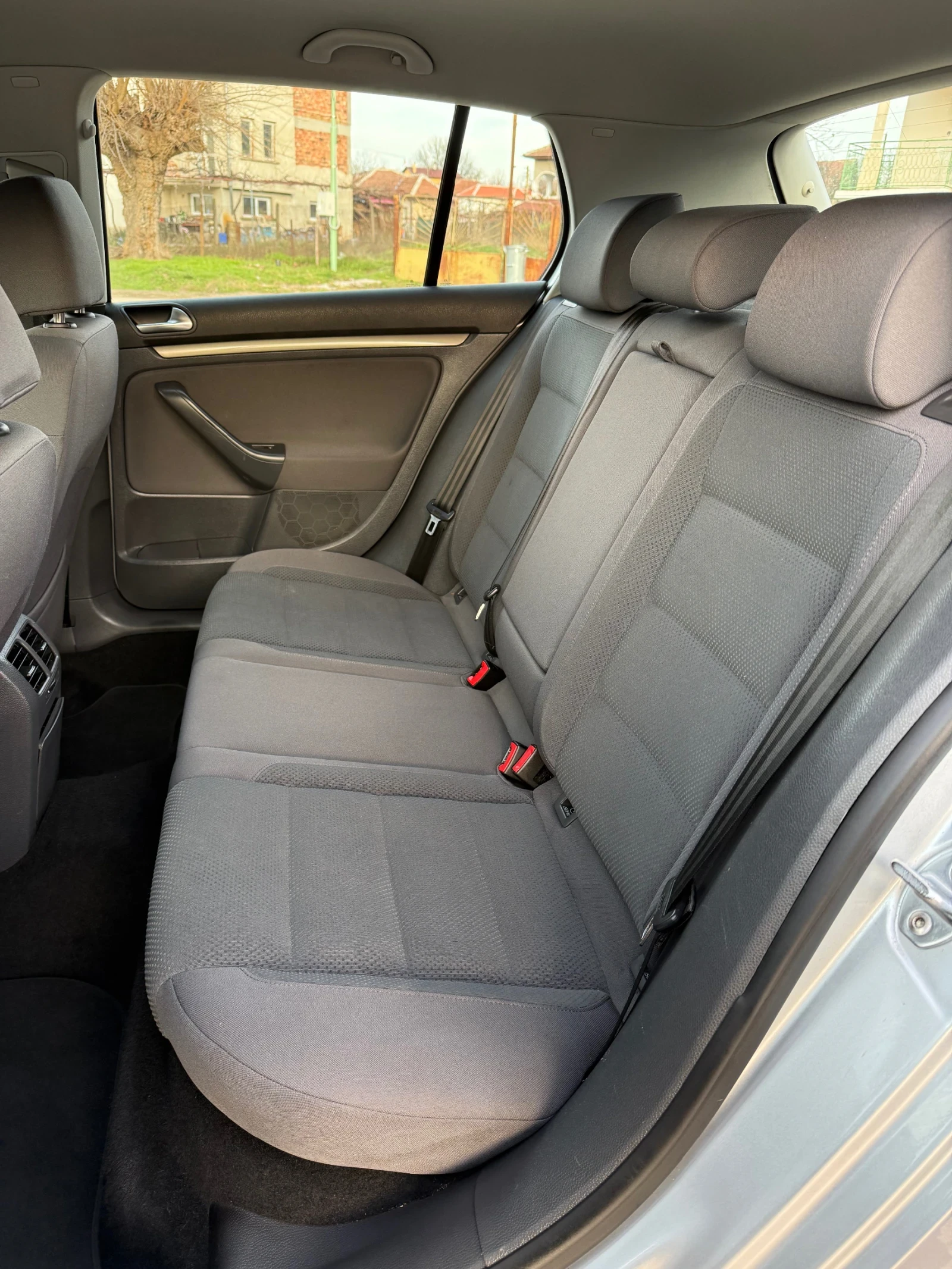 VW Golf 2.0TDI* Klimatronik* Tempomat  - изображение 10