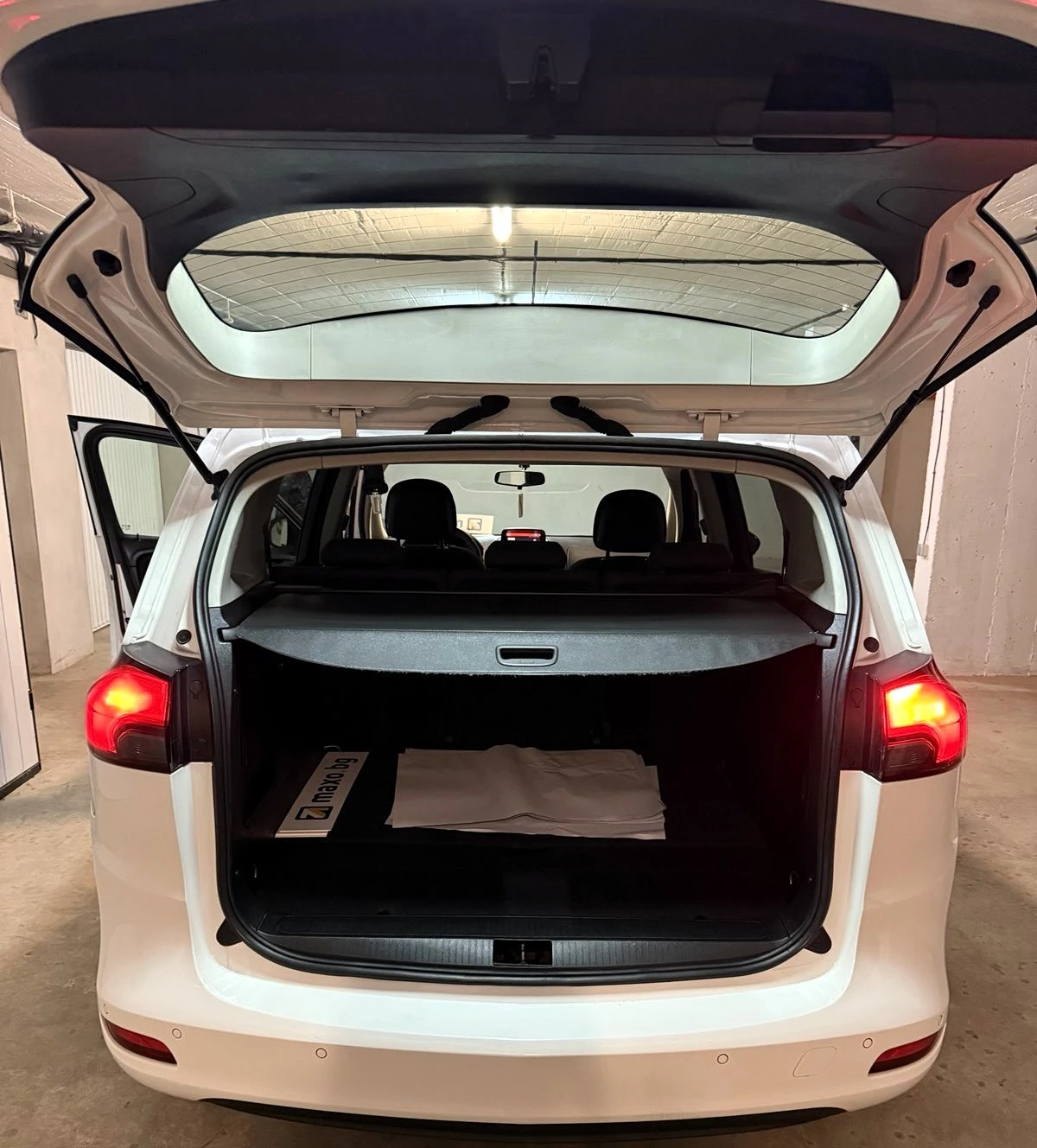 Opel Zafira ГАЗ/БЕНЗИН 2015г. - изображение 2