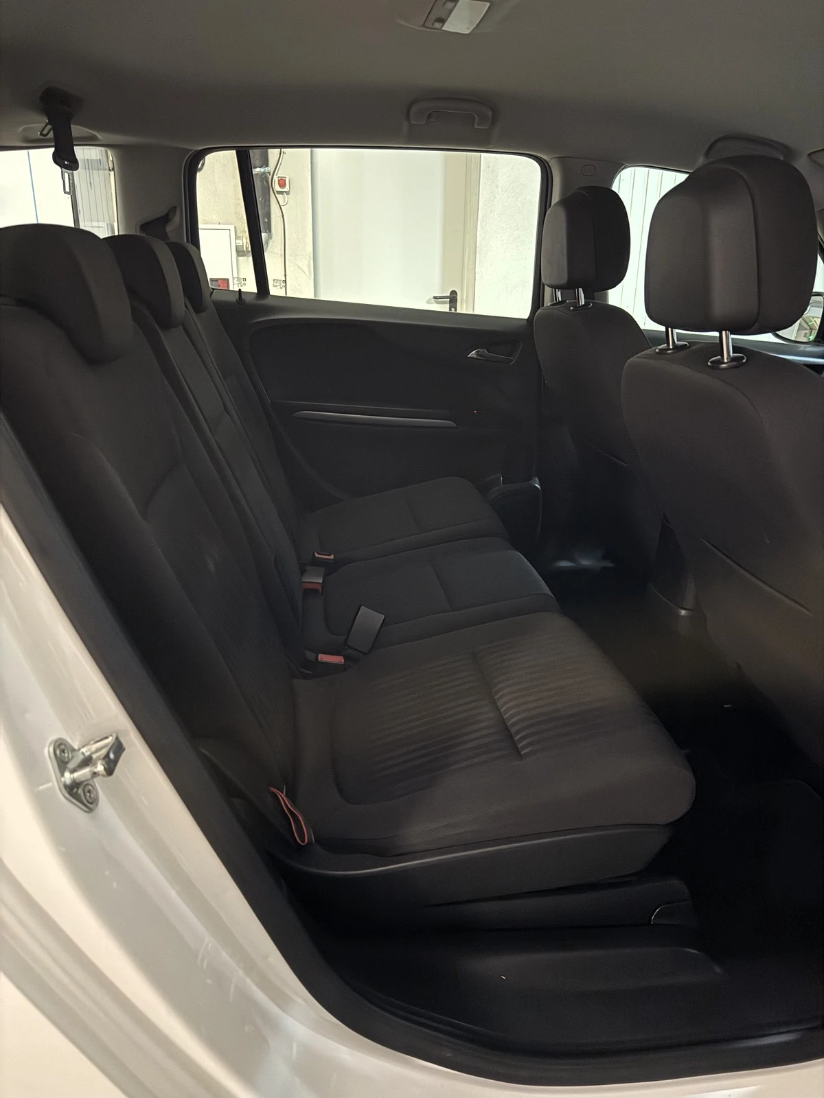 Opel Zafira ГАЗ/БЕНЗИН 2015г. - изображение 7