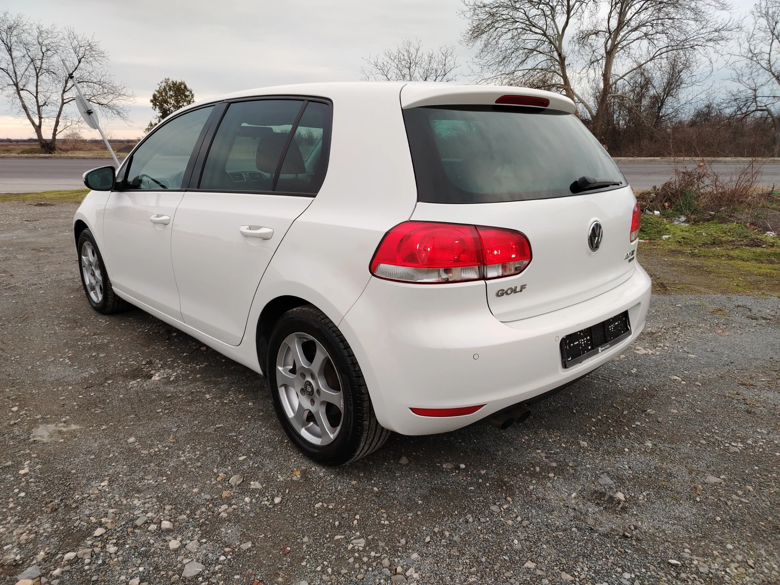 VW Golf 2.0-140 КС * 4MOTION* - * 6 ск *  - изображение 7