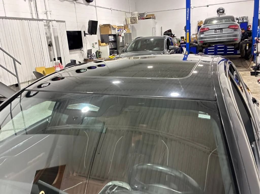 BMW 750 CARFAX* INDIVIDUAL* M-PACK* DISTRONIC* DIGITAL KEY - изображение 10