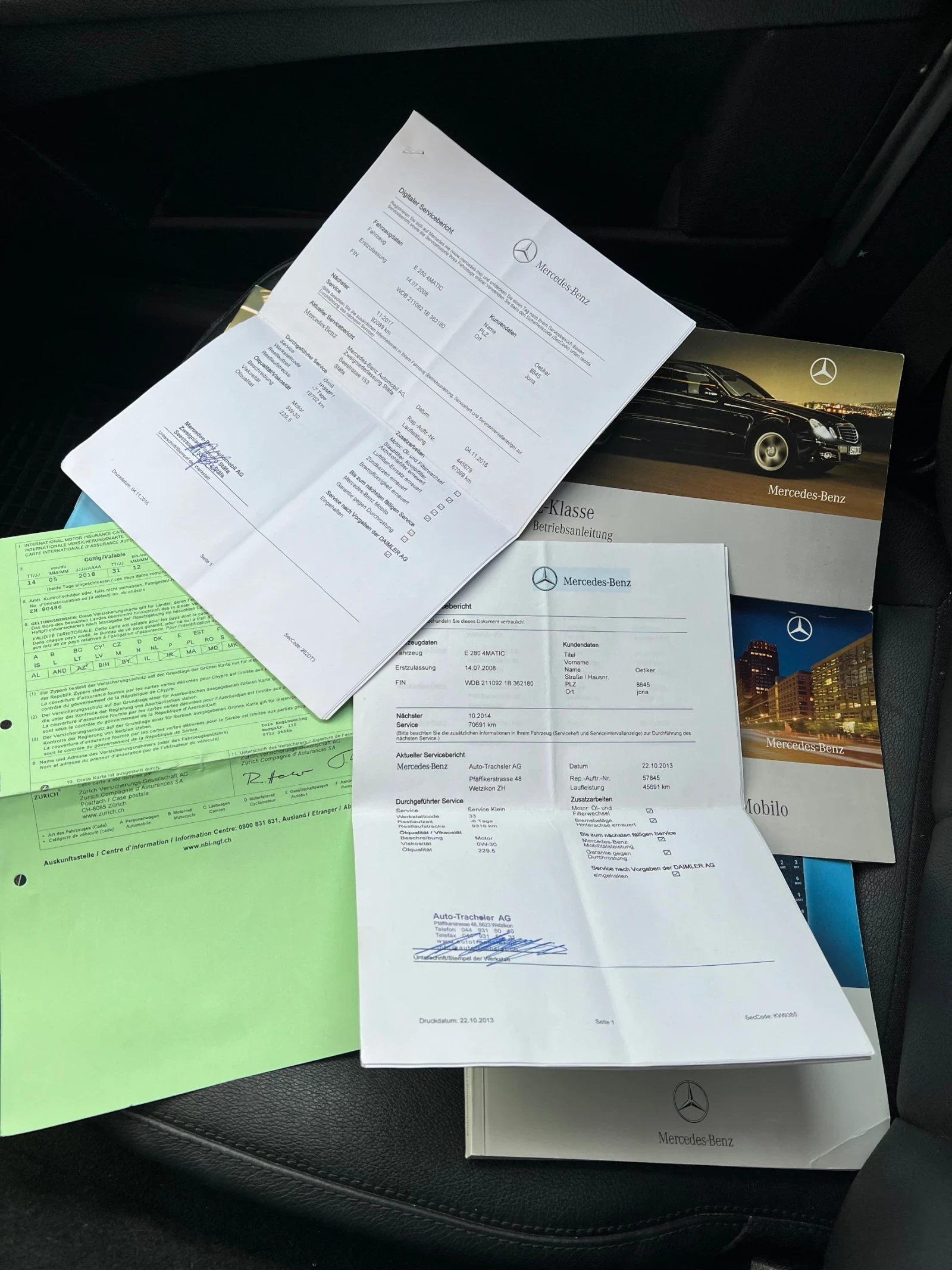 Mercedes-Benz E 280 Avantgarde, снимка 13 - Автомобили и джипове - 53762634