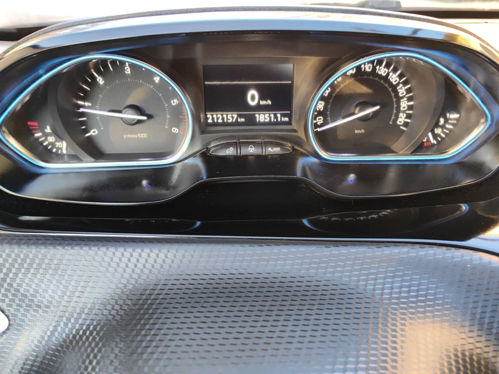 Peugeot 2008 1.6 HDI CROSSWAY Пълна сервизна история, снимка 11 - Автомобили и джипове - 53792250