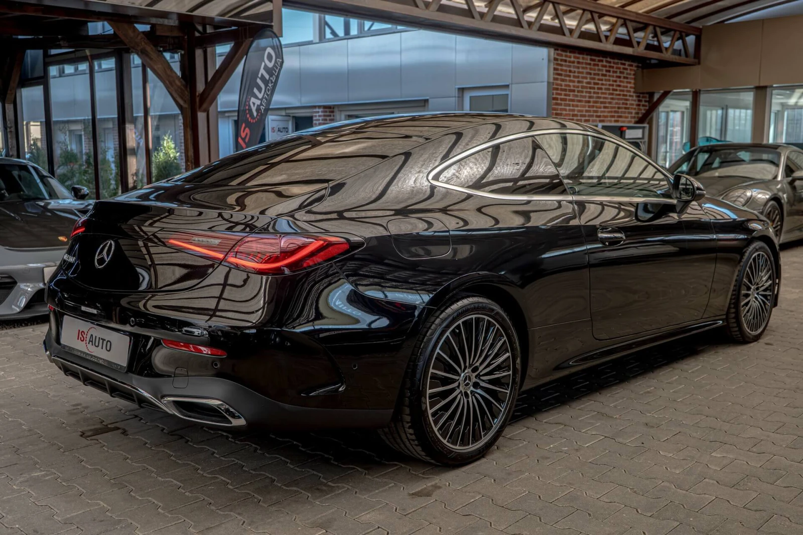 Mercedes-Benz CLE 200/AMG/Advanced plus/Камера/Digital Light/MBUX, снимка 6 - Автомобили и джипове - 53841425