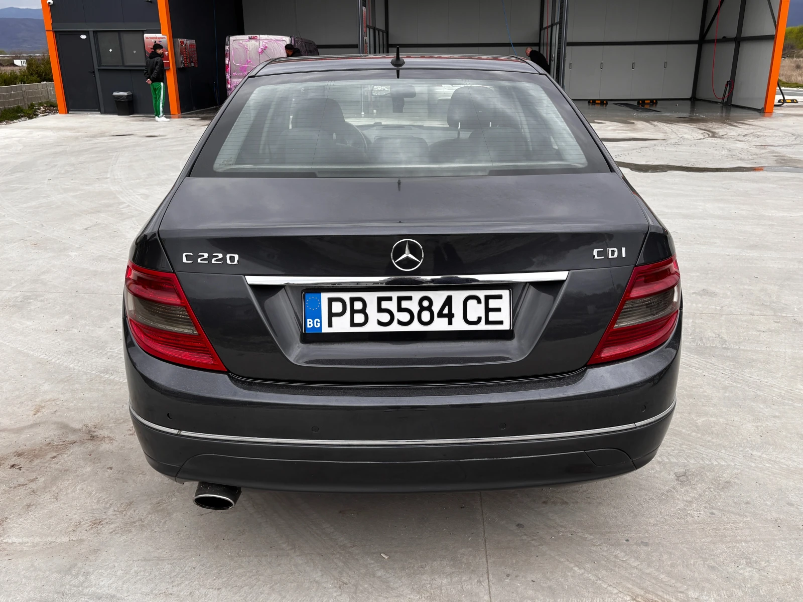 Mercedes-Benz C 220, снимка 3 - Автомобили и джипове - 54092663