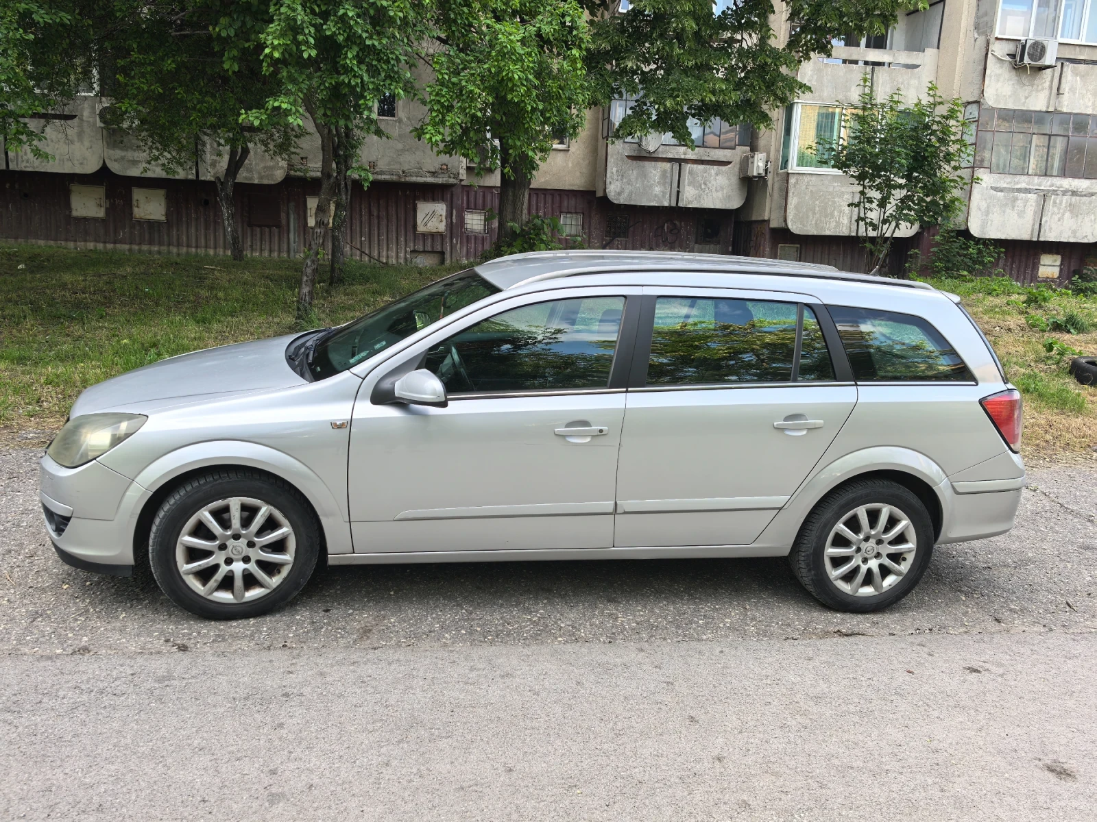 Opel Astra 1.6, снимка 2 - Автомобили и джипове - 54670155