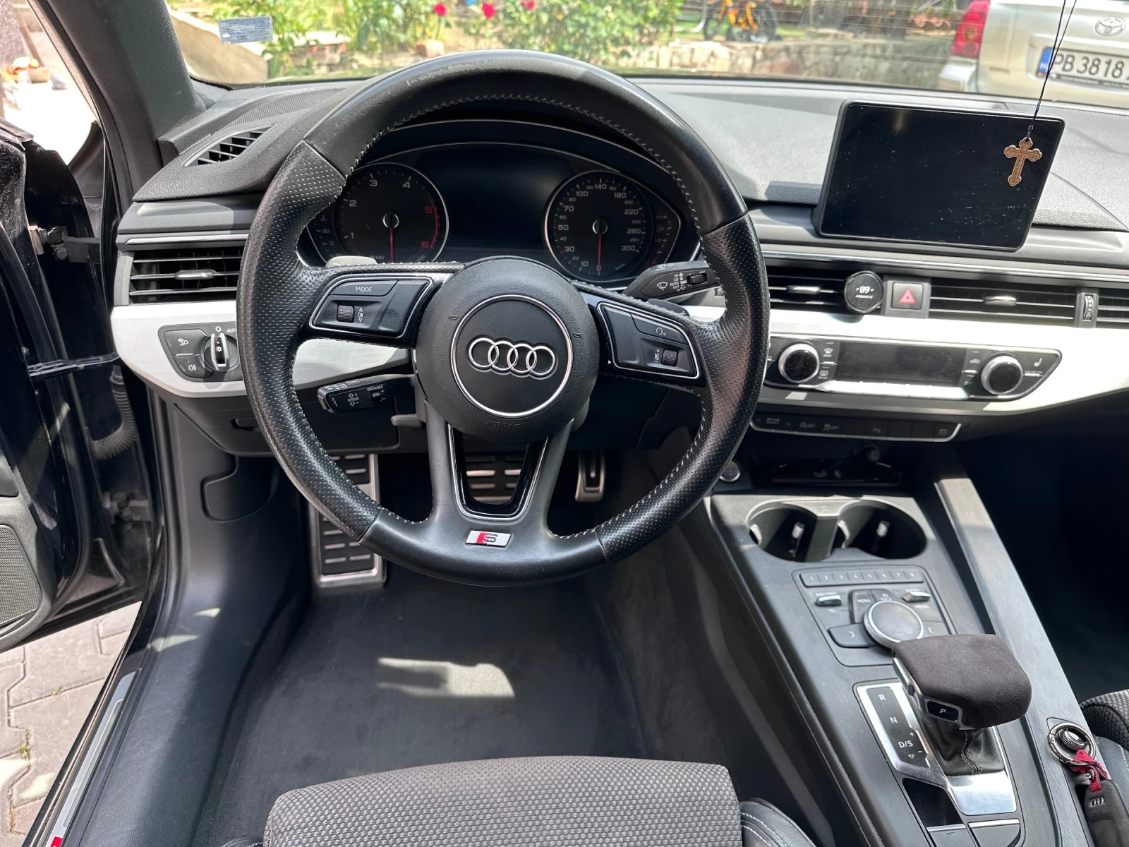 Audi A4, снимка 4 - Автомобили и джипове - 54777807