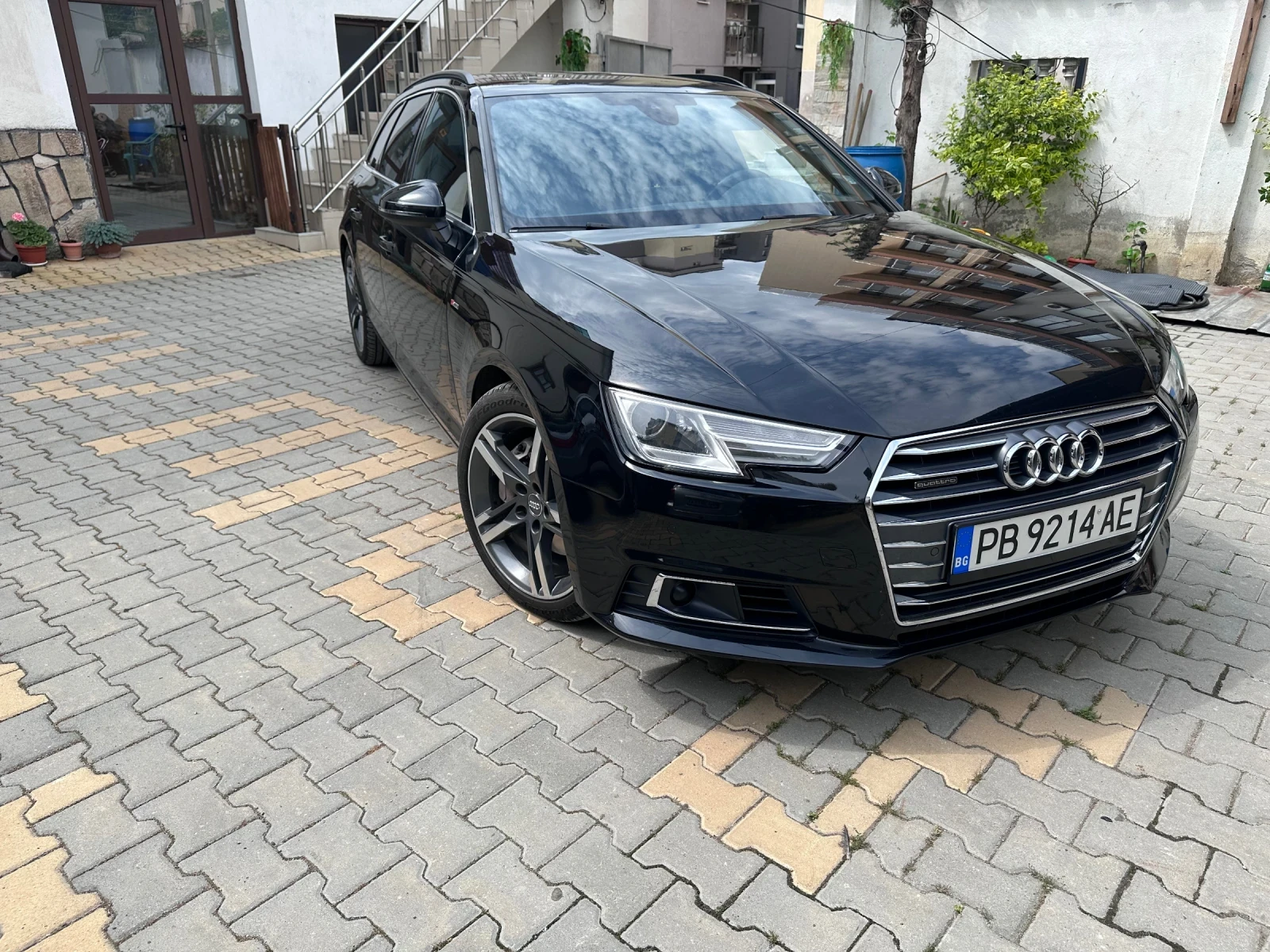 Audi A4